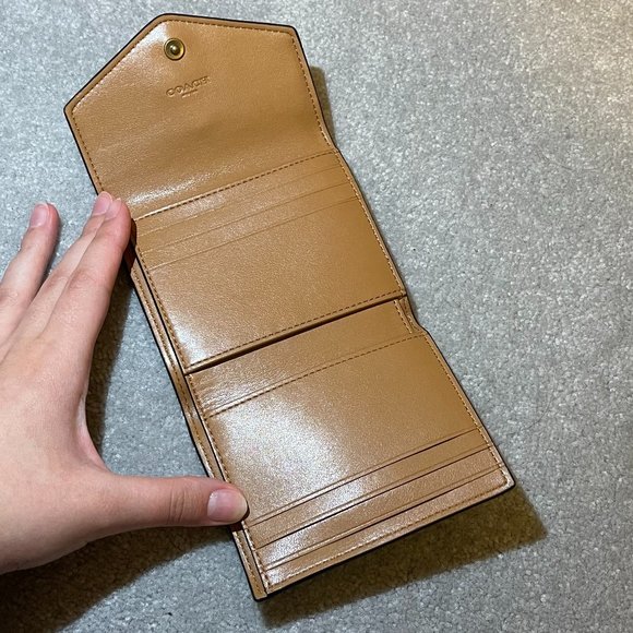 Coach Small Wallet With Apple Print - Picture 5 of 8